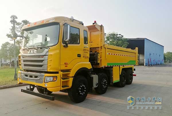 江淮格爾發(fā)盾構(gòu)智能渣土車動力足，承載強(qiáng)