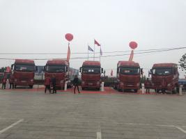 運滿滿&一汽解放定義車標簽上線暨運滿滿定義車全國首家體驗中心掛牌儀式