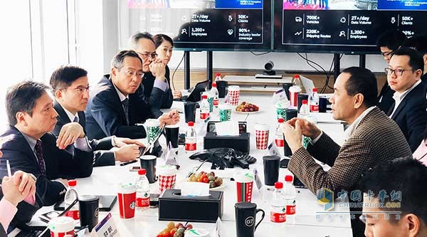 日本丸紅株式會(huì)社汽車租賃事業(yè)本部長鈴木敦先生與G7創(chuàng)始人兼CEO翟學(xué)魂先生暢談
