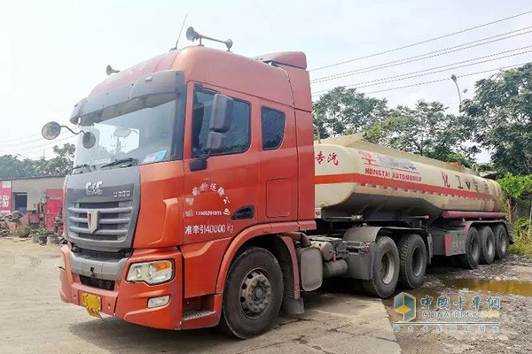 聯(lián)合卡車(chē)U系380?；窢恳?chē)