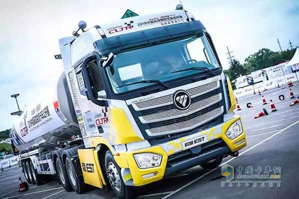 中國高效物流卡車公開賽歐曼EST?；愤\輸車作為官方唯一指定用車