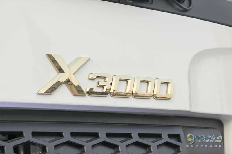 陜汽重卡 德龍X3000 500馬力 6X4 國(guó)五牽引車(chē)(SX4250XC4Q2)