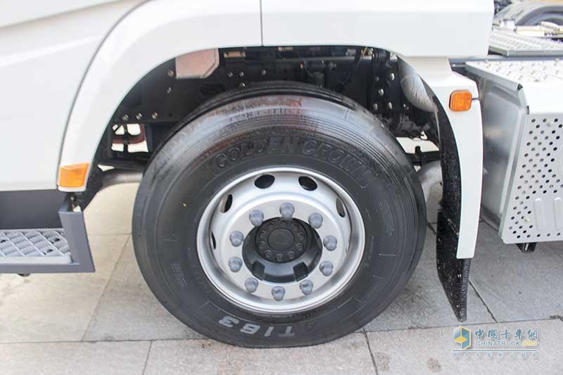 陜汽重卡 德龍X3000 500馬力 6X4 國(guó)五牽引車(chē)(SX4250XC4Q2)