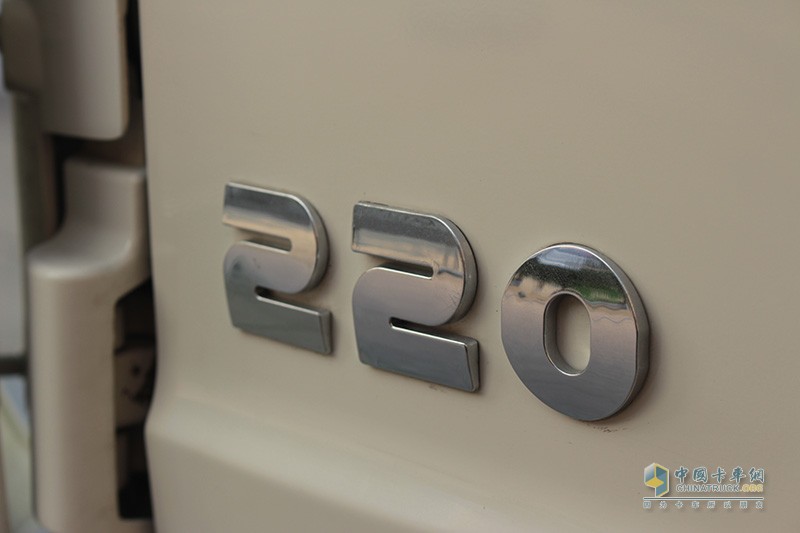 陜汽重卡 德龍L3000 220馬力 4X2 灑水車(chē)