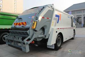 陜汽重卡 德龍L300 4×2 純電動(dòng)環(huán)衛(wèi)車(chē)