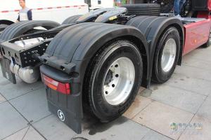 陜汽重卡 德龍X6000 660馬力 6×4 國六牽引車