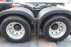 陜汽重卡 德龍X6000 660馬力 6×4 國六牽引車