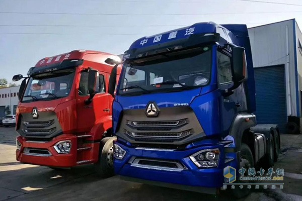 中國(guó)重汽豪瀚N7G牽引車