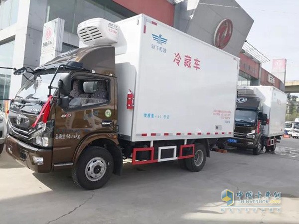 東風(fēng)輕型車?yán)洳剀嚧钶d黃金動(dòng)力組合
