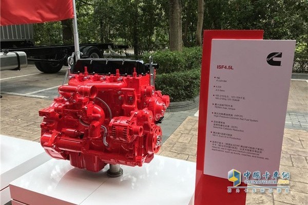 ?？礗SF4.5L發(fā)動機