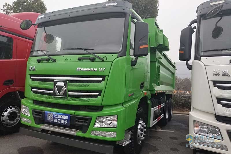 徐工汽車 漢風G7 8×4 350馬力 自卸車