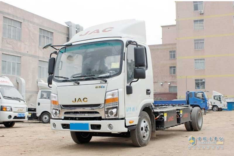 江淮 帥鈴i5 4.125米單排廂式純電動(dòng)輕卡(HFC5041XXYP73EV1C5)