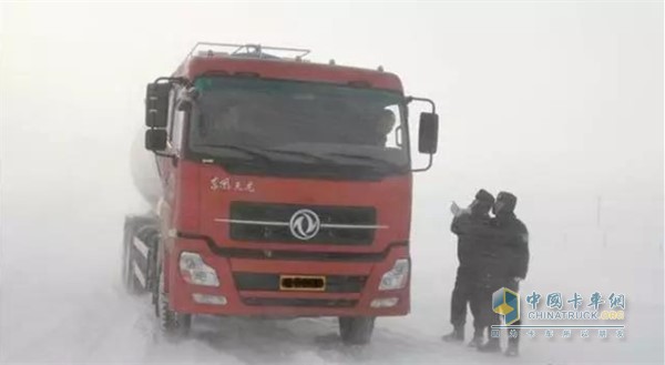 氣溫降低時(shí)卡車防凍液的使用