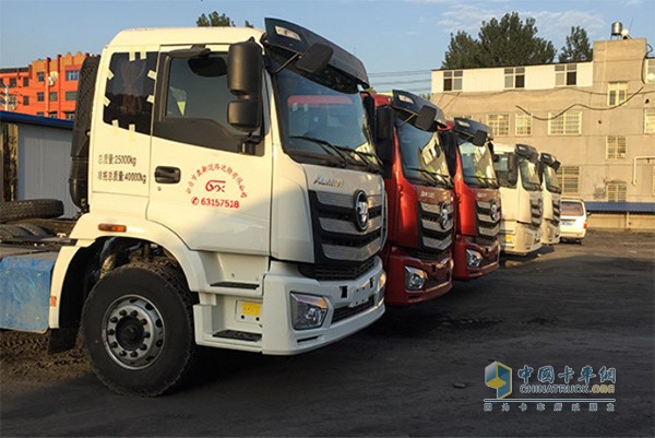 新密市亞新道路運(yùn)輸有限公司的歐曼系牽引車(chē)