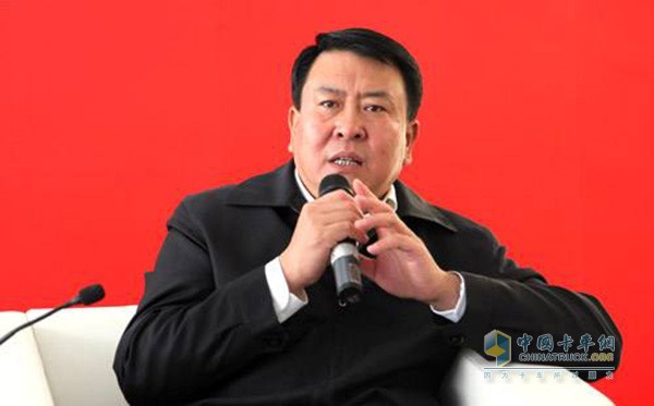 ?全國(guó)政協(xié)委員、北京汽車集團(tuán)有限公司董事長(zhǎng)徐和誼