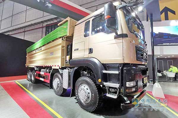 汕德卡自卸車(chē)