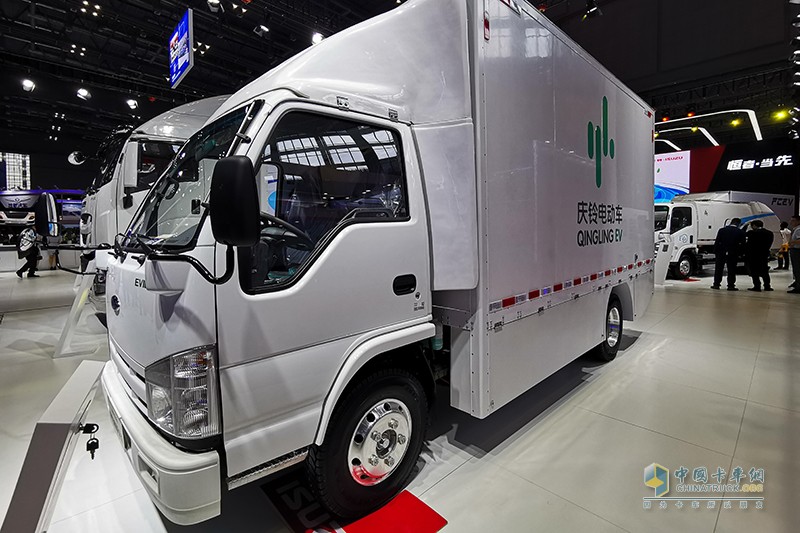 慶鈴汽車(chē) EV100 純電動(dòng)廂式運(yùn)輸車(chē)