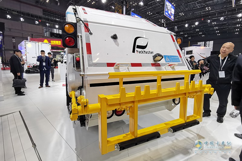 慶鈴汽車 EVK100 純電動(dòng) 壓縮式垃圾車