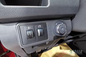 慶鈴汽車 TAGA 4×2 皮卡 運(yùn)動版