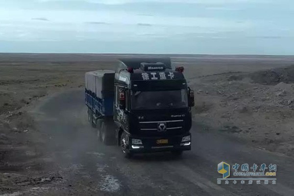 徐工漢風(fēng)G7牽引車跟隨專業(yè)用戶征戰(zhàn)半年只休4天，奔襲7萬公里