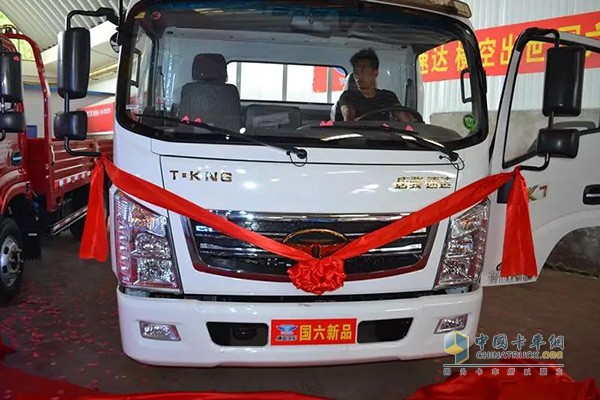 唐駿V5轎卡搭載云內(nèi)發(fā)動機(jī)
