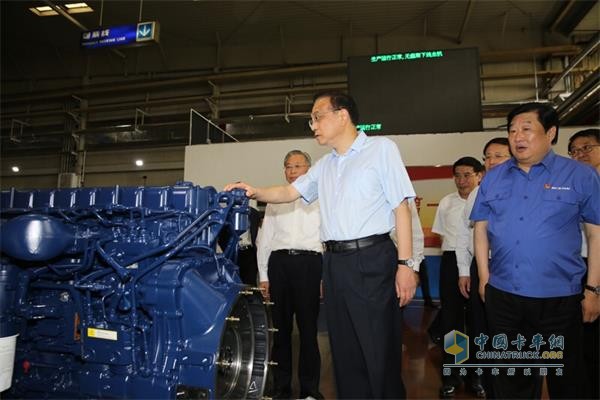 中共中央政治局常委、國務(wù)院總理李克強(qiáng)到濰柴視察
