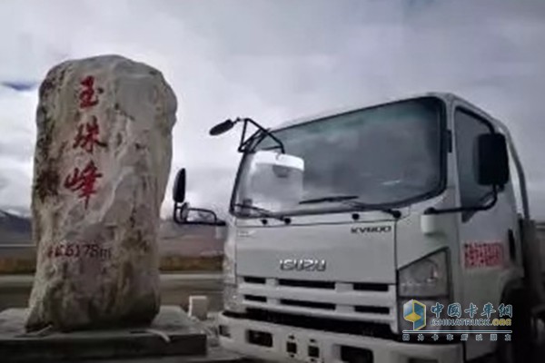 慶鈴五十鈴輕卡抵達玉珠峰