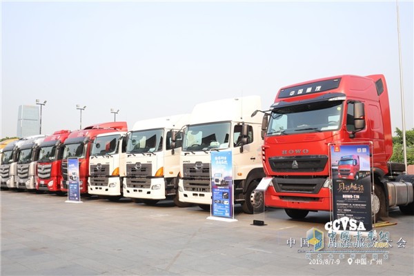 現(xiàn)場展車
