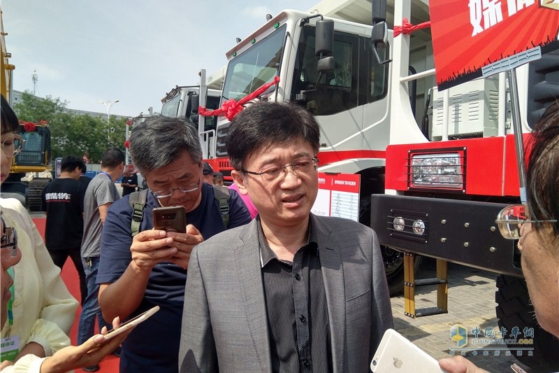 迎接智能時(shí)代 濰柴礦用車智能化創(chuàng)新發(fā)展大會(huì)暨新車品鑒會(huì)召開