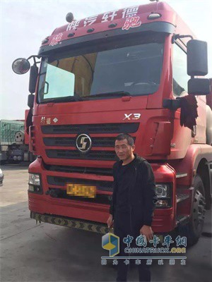 陜汽軒德3系燃?xì)鉅恳嚧钶d玉柴發(fā)動(dòng)機(jī)