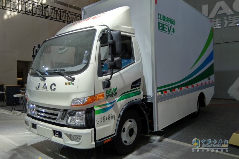 搶先看！江淮汽車全系國六新品亮相武漢車展