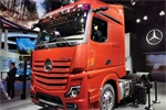 [進博會]奔馳智能版Actros、烏尼莫克、邁巴赫竟同框 亦奢亦科技