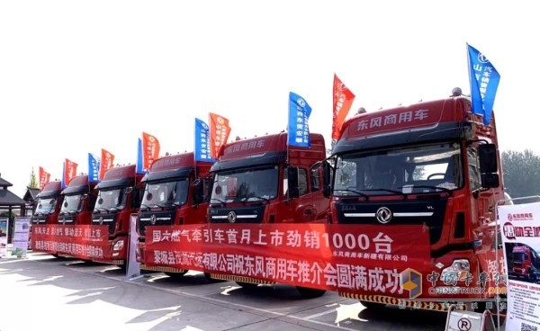 裝配玉柴YCK13N的東風(fēng)新疆牽引車(chē)熱銷(xiāo)北方