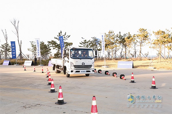 體驗陜汽輕卡K3000黃金動力鏈
