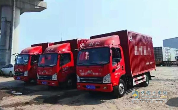 搭載濰柴WP2.3N發(fā)動機(jī)的短途貨運(yùn)車