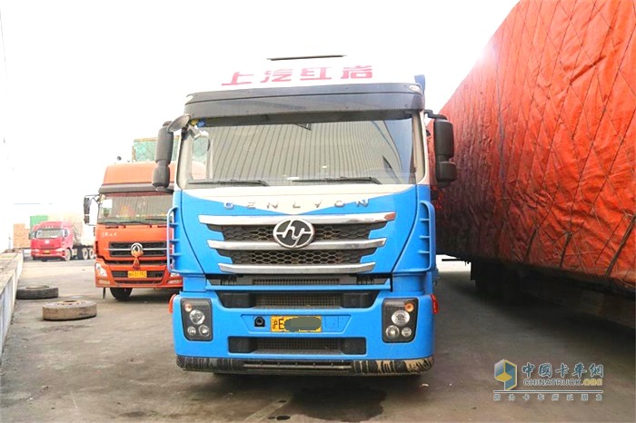 上汽紅巖中置軸平板貨運(yùn)列車(chē)具備行業(yè)最優(yōu)TCO表現(xiàn)