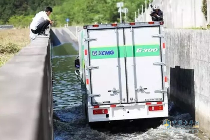 徐工重卡 漢風(fēng)G7 渣土車 純電動(dòng)