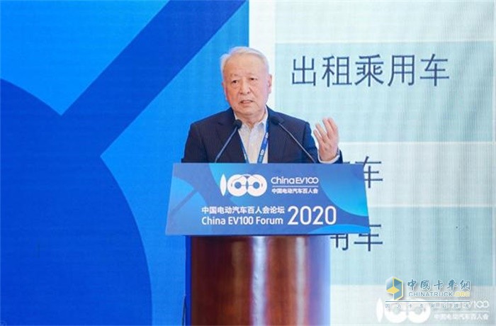 國(guó)家新能源汽車(chē)創(chuàng)新工程專(zhuān)家組組長(zhǎng)王秉剛