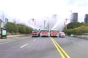 徐工環(huán)衛(wèi)裝備變身“防疫戰(zhàn)士”，高效助力城市消毒工作！
