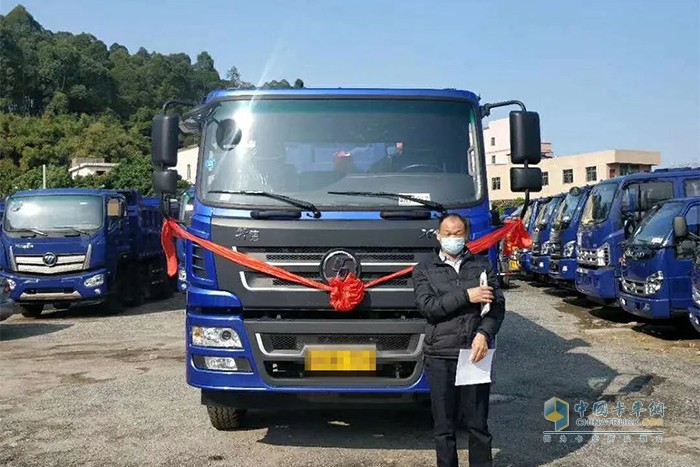 批量軒德自卸車(chē)成功交付