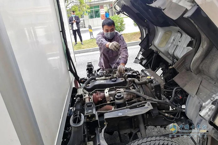 為用戶進行車輛消毒和車況檢查