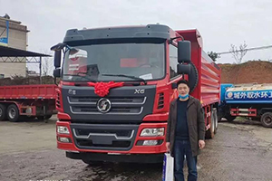 各地開花 陜汽商用車軒德6系8×4自卸車多地交付！