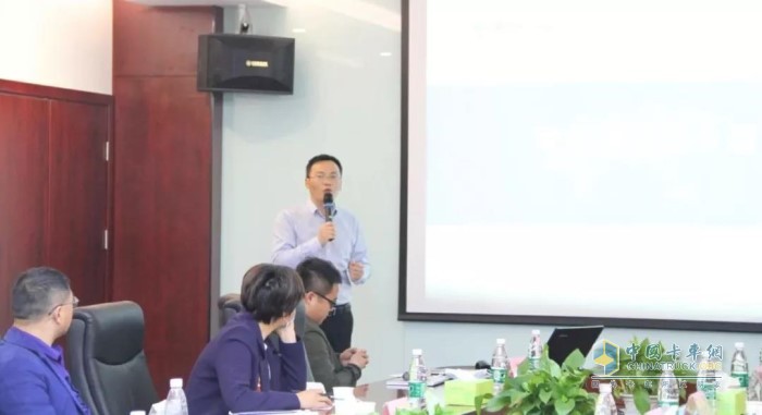 可蘭素王紅兵總監(jiān)詳細(xì)講解了國(guó)家最新的環(huán)保法律法規(guī)、疫情后的行業(yè)現(xiàn)狀及機(jī)遇