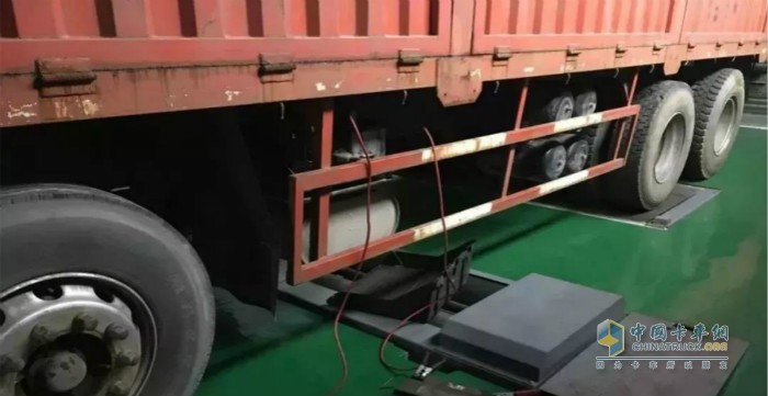 低壓搭鐵試火法