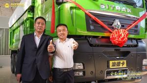 “全勤汕德卡，高效王中王”,中國重汽汕德卡6×4智能渣土車線上搶購會