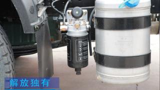 同源解放中重卡的省錢技術 解放J6F氣驅(qū)尿素系統(tǒng)