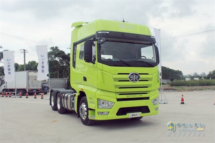 一汽解放牽引車