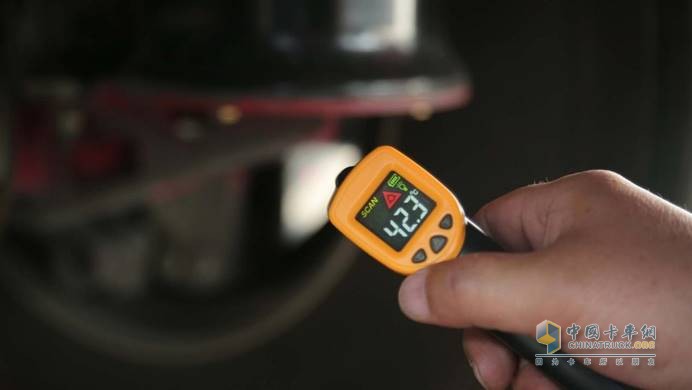 40公里長下坡后，乘龍H7剎車盤測試溫度42.3℃