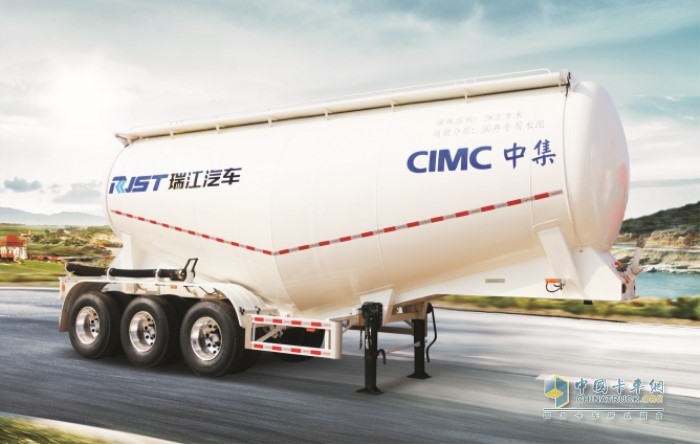 罐體、車架等結(jié)構(gòu)采用高強度鋼材質(zhì)