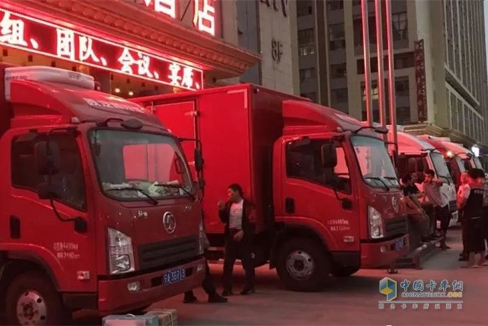 軒德X9輕卡大客戶批量交付暨客戶座談會